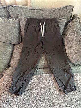 Vuori Charcoal Drawstring Cargo Joggers